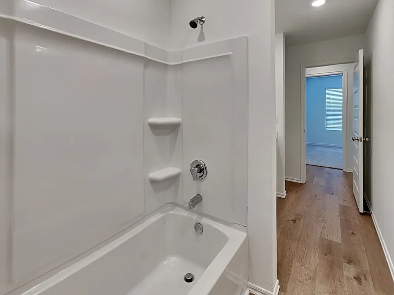 4000 Dutch Ln — Photo 14