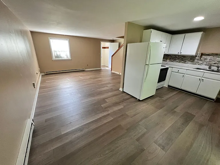 22 Hadley Road — Photo 6