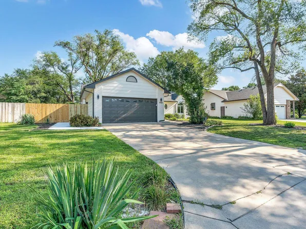 10822 W Kent St, Wichita, KS 67209