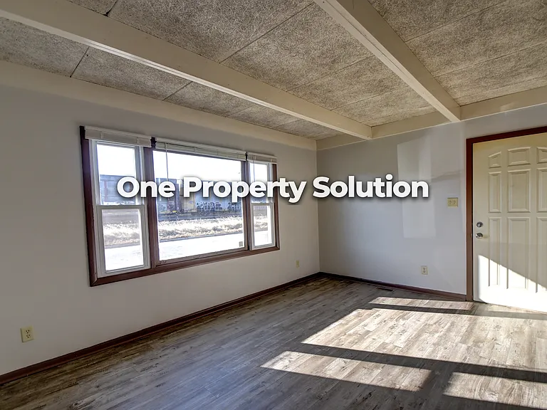 1335 E Logan St #1335 — Photo 5