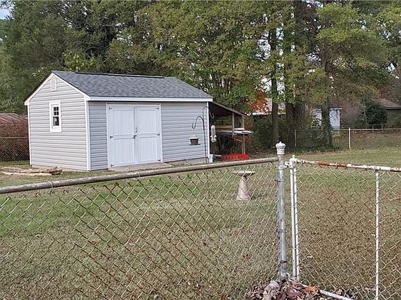 3rd image of 2809 Norfolk St