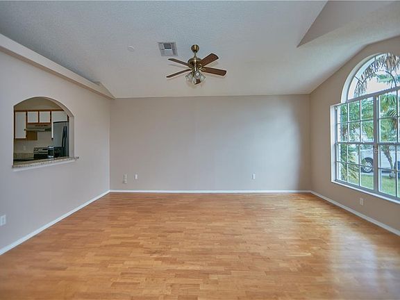 5th image of 4756 Windwood Dr
