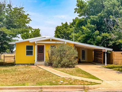 1007 E Wallace, Llano, TX, 78643
