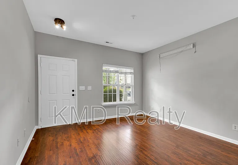 11054 Dixie Hills Dr — Photo 7