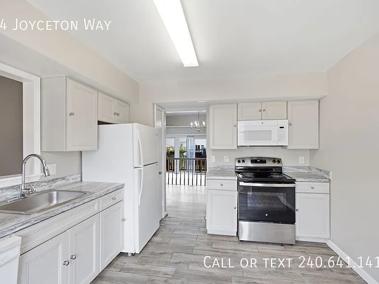 54 Joyceton Way — Photo 6