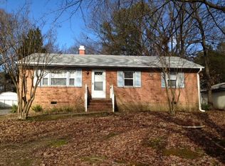 2832 Perlock Rd, North Chesterfield, VA 23237