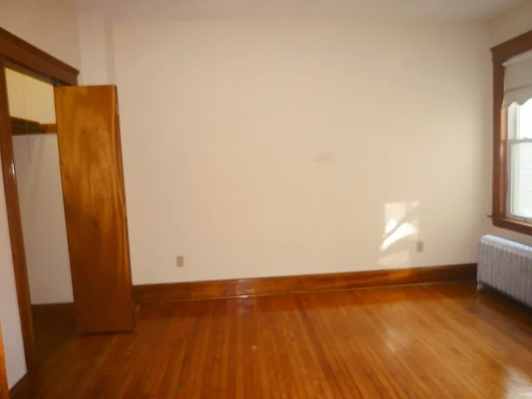 23 Wellington St #1 — Photo 11