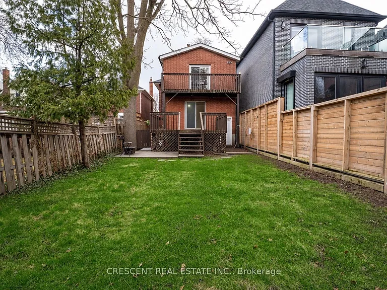 520 Prince Edward Dr N #MAIN — Photo 25