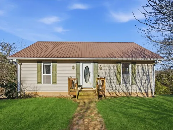 655 Kelley Rd, Cleveland, GA 30528