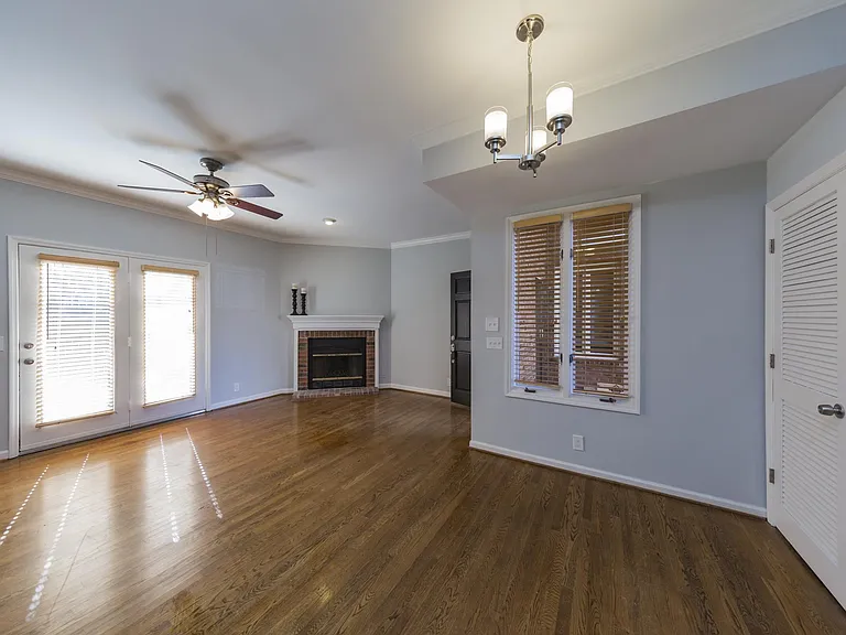 2818 Westwood Ave — Photo 9