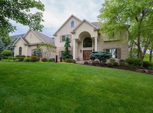 4853 Nobles Pond Dr NW, Canton, OH 44718