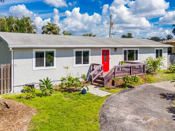 9239 Honeywell Rd, Lake Worth, FL 33467