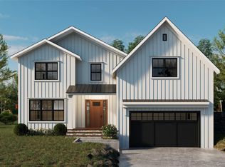 730 Motts Cove Road N, Glen Head, NY 11545