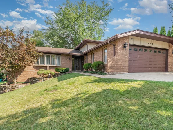 414 Hillview Ct, Lemont, IL 60439