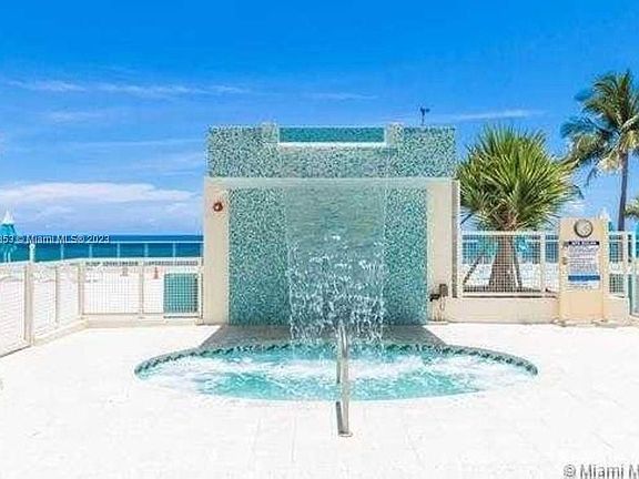 3rd image of 2501 S Ocean Dr APT 919