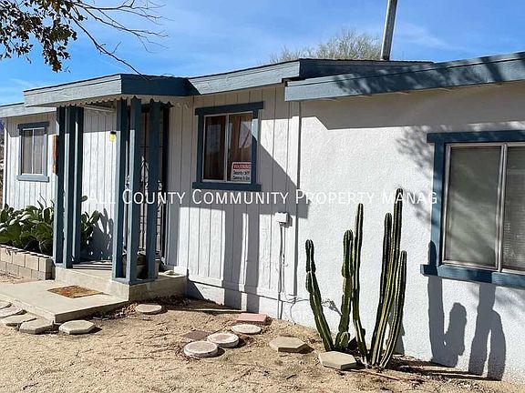 2nd image of 61940 Mountain View Cir