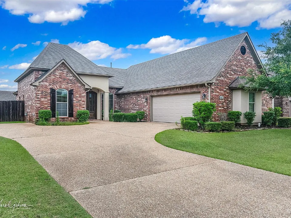 431 Tupelo Dr