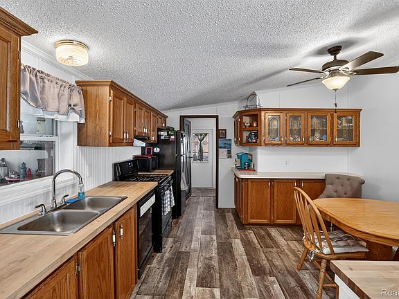 5th image of 700 Obrien Rd