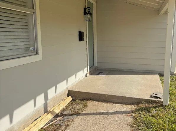 2120 Toledo St, Beaumont, TX 77703