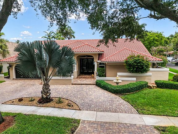3rd image of 10810 Santa Rosa Drive