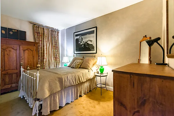 Rented by Corcoran | media 9