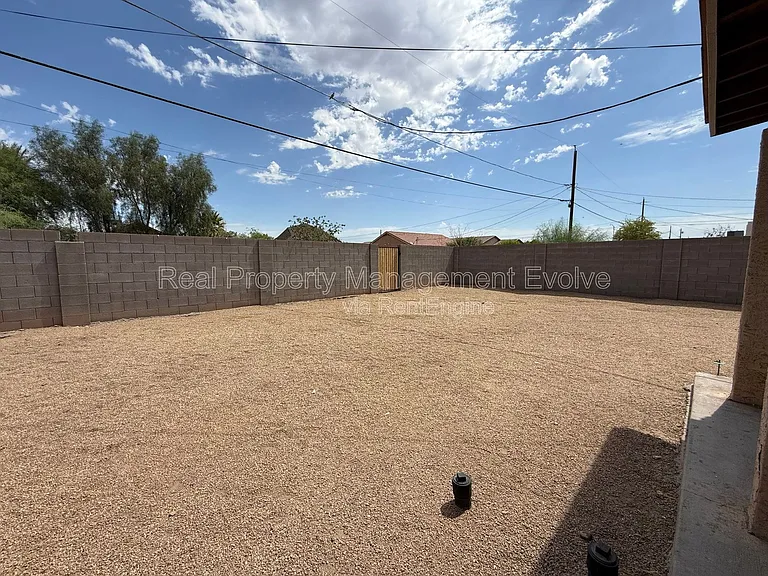 2950 E Mobile Ln — Photo 27