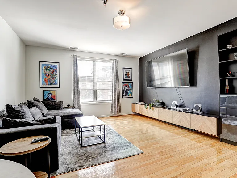 1726 Aliceanna St — Photo 15