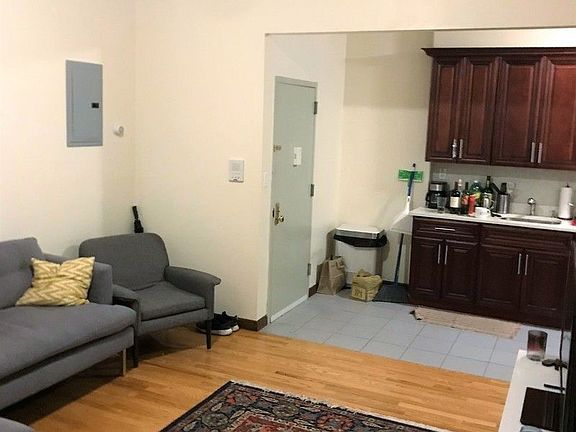 4th image of 217 East Broadway APT 1R