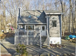 1029 Cedar Dr, Lake Ariel, PA 18436