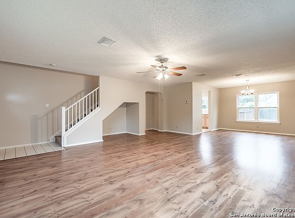 3rd image of 8130 Hill Trails St