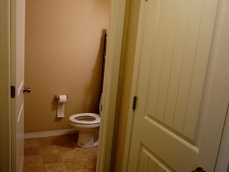 8381 Needle Drop Ct — Photo 17