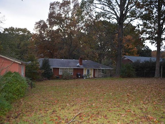 4th image of 105 Guilford Pl