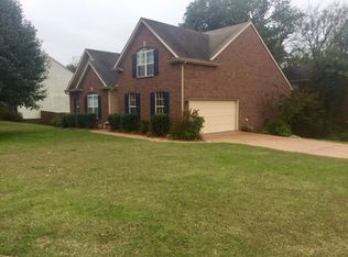 104 E Ridgeview Trce, Hendersonville, TN 37075