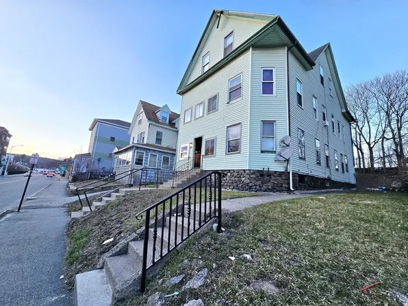 29 Cambridge St, Worcester, MA 01603