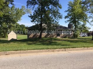 5210 Old Lohman Rd, Jefferson City, MO 65109