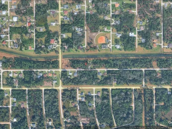 1011 Asther St E, Lehigh Acres, FL 33974
