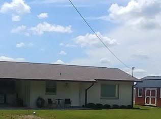 4914 Sydney Rd, Plant City, FL 33566