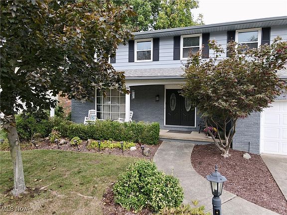 3rd image of 14502 Revere Cir