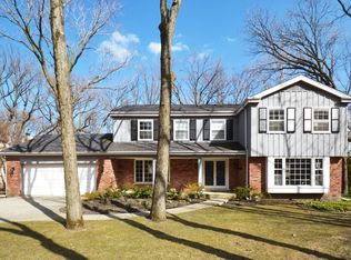1429 Wincanton Dr, Deerfield, IL