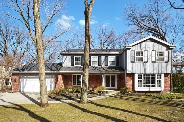1429 Wincanton Dr photo 1