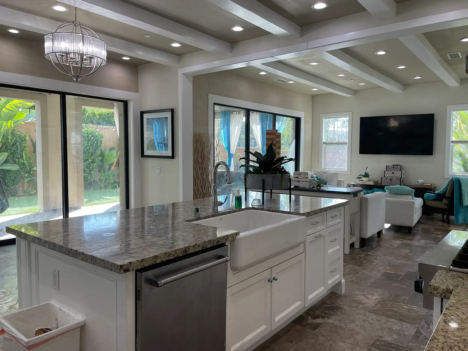 1 bed, 560 sqft, $1,500 — Photo 3