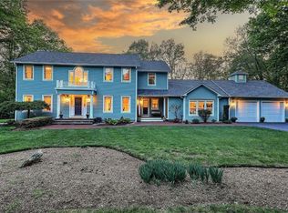 66 Tarklin Rd, Smithfield, RI 02814