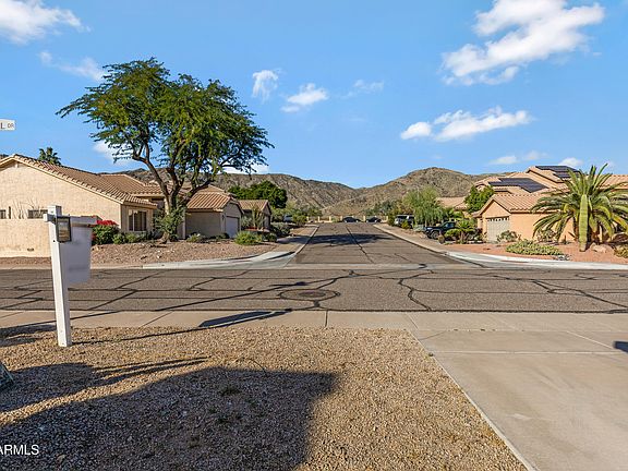 4th image of 1419 W THUNDERHILL Drive