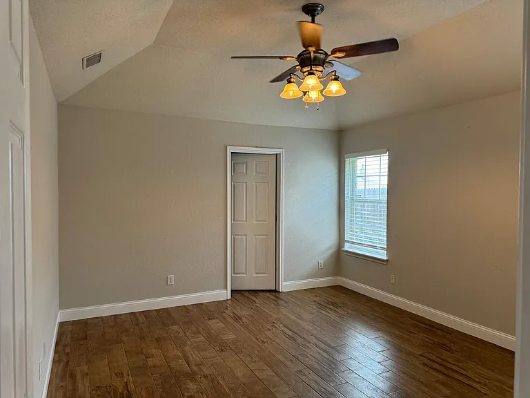 4925 Many Waters Dr — Photo 16