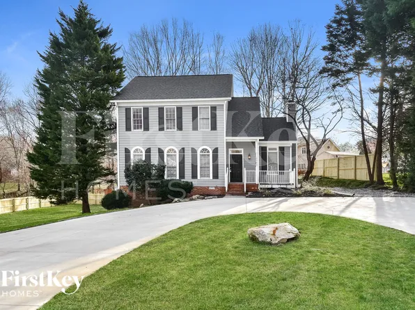 6980 Avenbury Cir, Kernersville, NC 27284