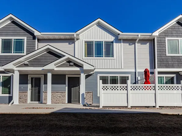 5712 NE Lowell Ln, Ankeny, IA 50021