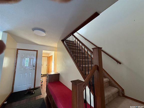 3rd image of 56 3rd Ave W