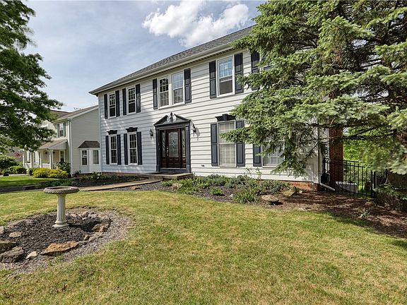 2nd image of 1039 Lexington Dr