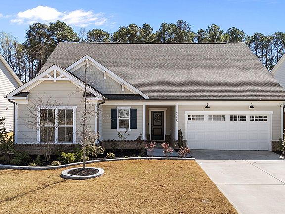 4th image of 3735 Autumn Creek Dr