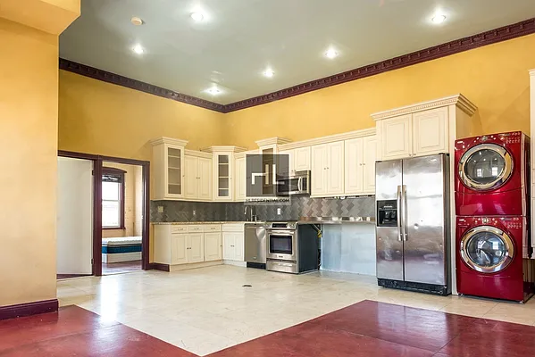 Rented by Highline Residential | media 42
